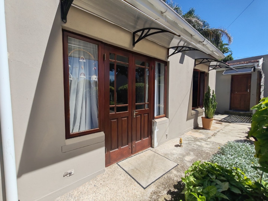 7 Bedroom Property for Sale in Walmer Eastern Cape